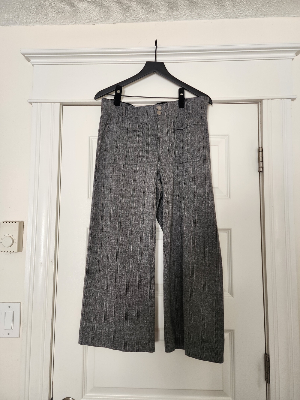 Cropped Trousers